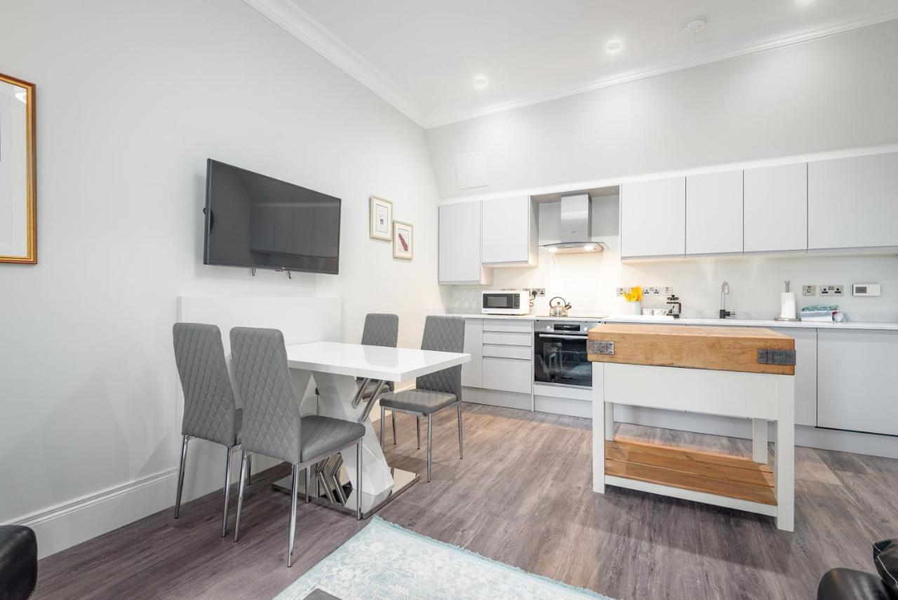 South Street Luxury Apartment * Central * Sleeps 4 St Andrews Dış mekan fotoğraf